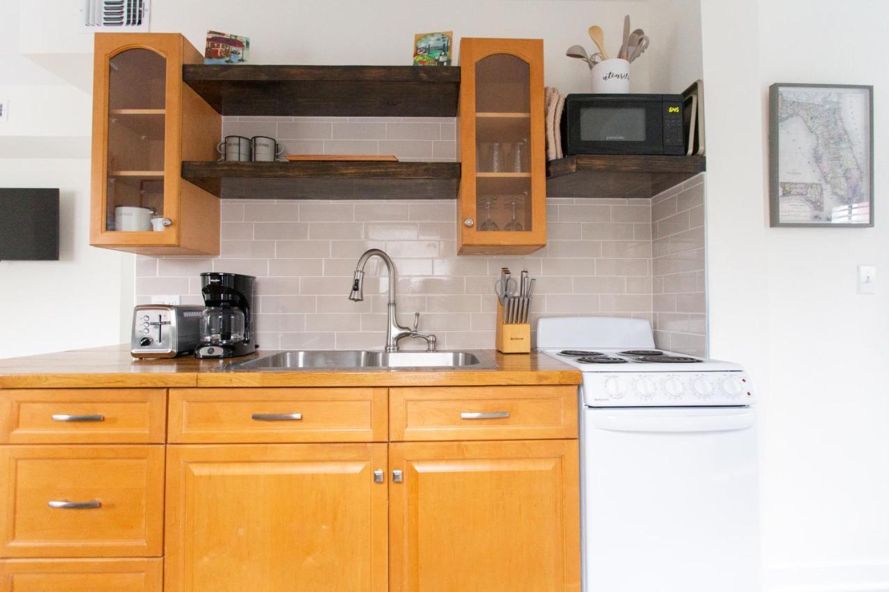 Central & Comfortable Home Walk To The Beach! Jacksonville Beach Εξωτερικό φωτογραφία